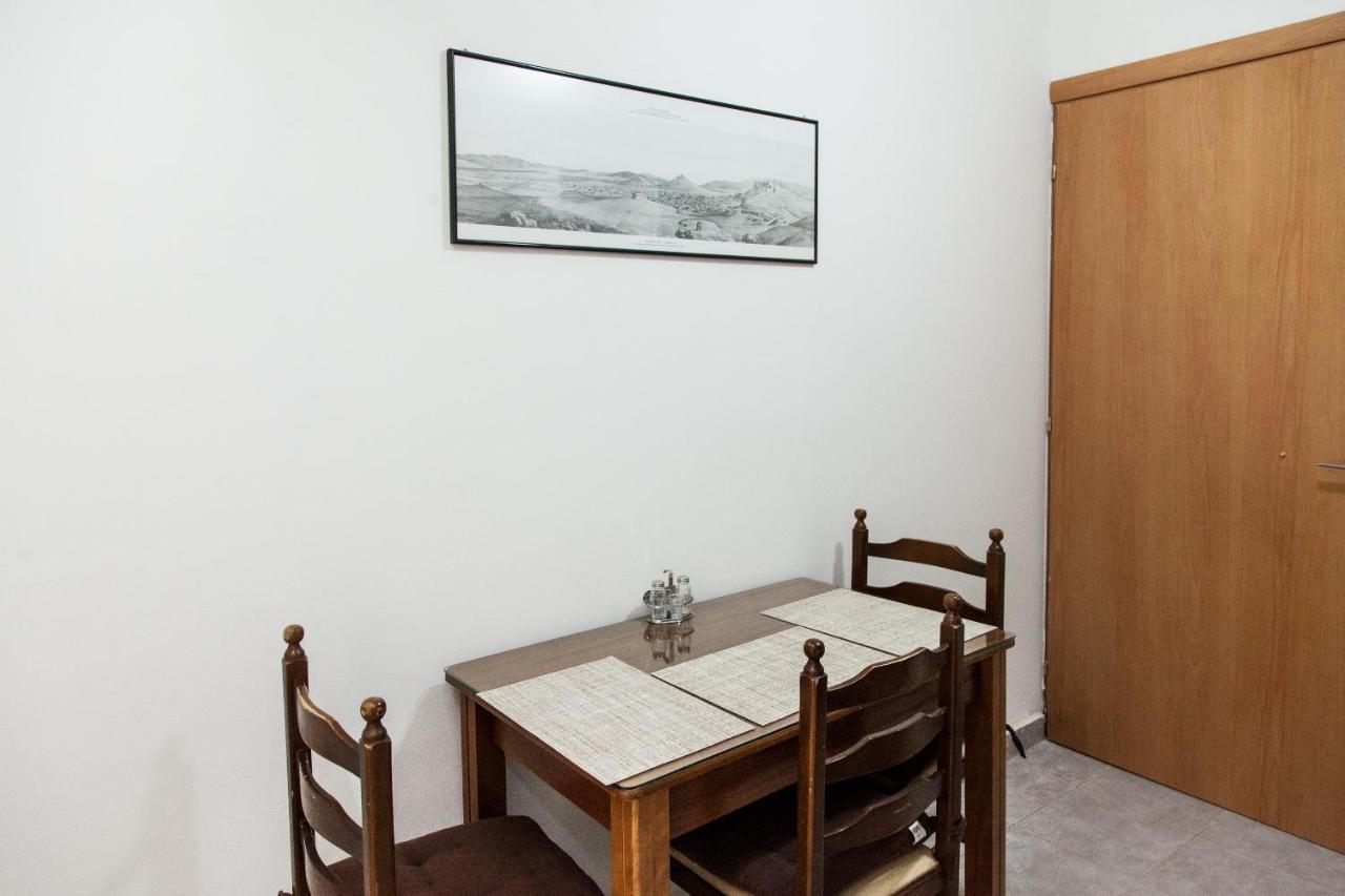 Cozy Apartment Near Stavros Niarchos Park Athens Exterior photo